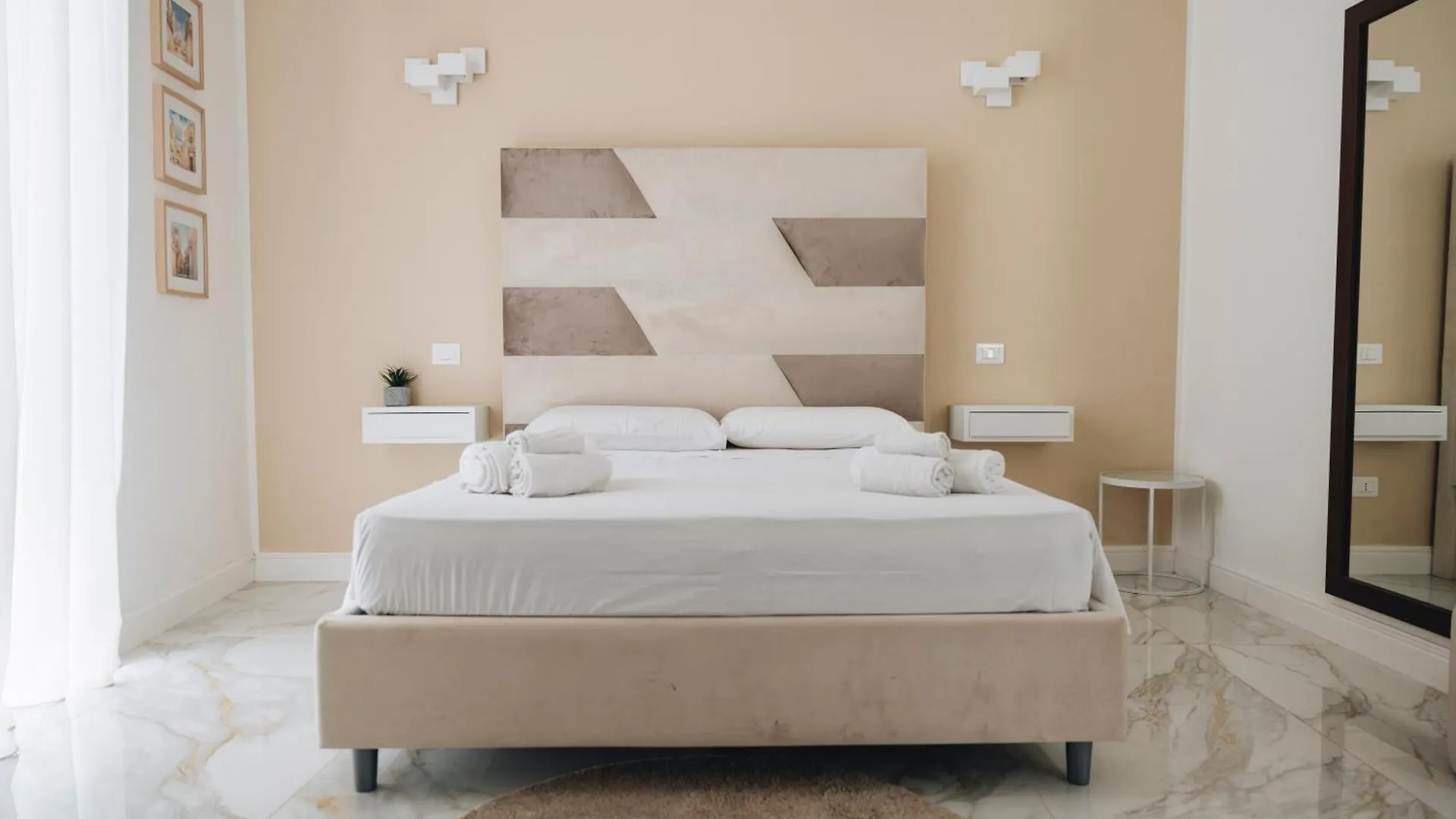 Ore Diana - Luxury Apartment - Lecce Centro 0*,